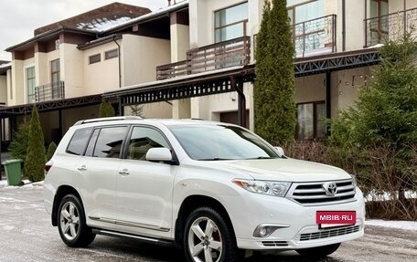 Toyota Highlander III, 2012 год, 1 699 000 рублей, 3 фотография