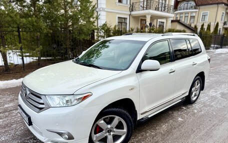 Toyota Highlander III, 2012 год, 1 699 000 рублей, 11 фотография