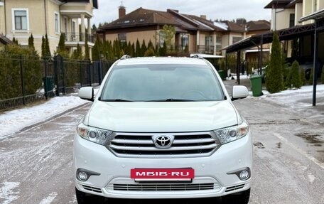 Toyota Highlander III, 2012 год, 1 699 000 рублей, 5 фотография