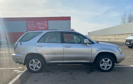 Lexus RX IV рестайлинг, 1999 год, 630 000 рублей, 3 фотография