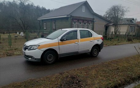 Renault Logan II, 2015 год, 340 000 рублей, 2 фотография