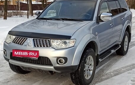 Mitsubishi Pajero Sport II рестайлинг, 2013 год, 1 800 000 рублей, 6 фотография