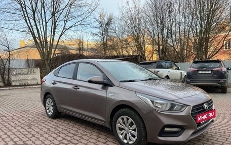 Hyundai Solaris II рестайлинг, 2018 год, 1 150 000 рублей, 3 фотография