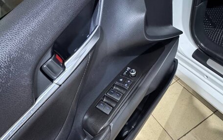 Toyota Camry, 2021 год, 2 800 000 рублей, 9 фотография