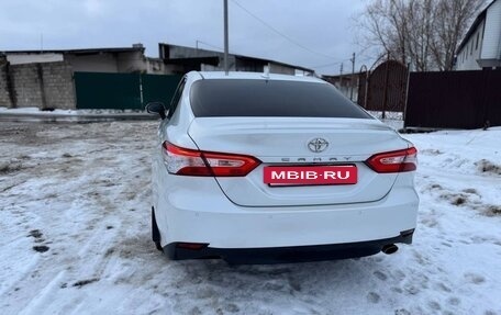 Toyota Camry, 2021 год, 2 800 000 рублей, 8 фотография