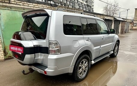 Mitsubishi Pajero IV, 2014 год, 3 050 000 рублей, 4 фотография