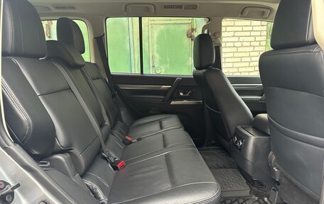 Mitsubishi Pajero IV, 2014 год, 3 050 000 рублей, 8 фотография