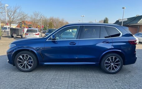 BMW X5, 2021 год, 9 300 000 рублей, 3 фотография