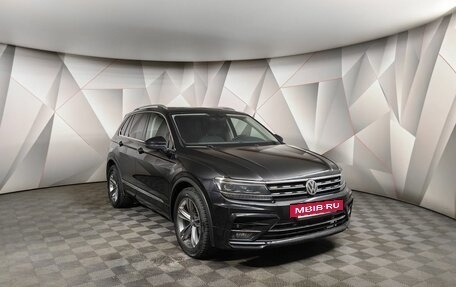 Volkswagen Tiguan II, 2018 год, 3 047 000 рублей, 3 фотография