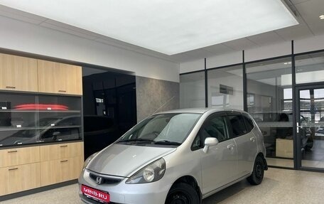 Honda Fit III, 2003 год, 420 000 рублей, 1 фотография