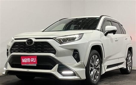 Toyota RAV4, 2022 год, 2 790 000 рублей, 1 фотография