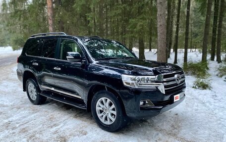 Toyota Land Cruiser 200, 2015 год, 5 999 000 рублей, 8 фотография