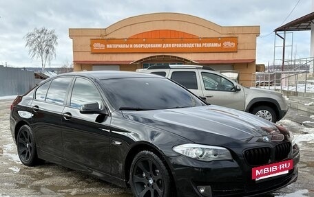 BMW 5 серия, 2011 год, 1 399 000 рублей, 28 фотография