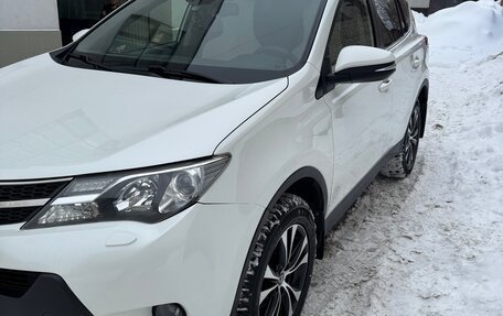 Toyota RAV4, 2014 год, 2 699 999 рублей, 7 фотография