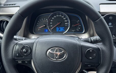 Toyota RAV4, 2014 год, 2 699 999 рублей, 11 фотография