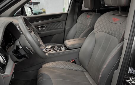 Bentley Bentayga I, 2019 год, 12 000 000 рублей, 6 фотография