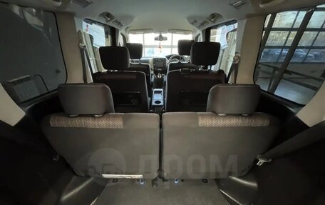 Nissan Serena IV, 2014 год, 1 600 000 рублей, 9 фотография