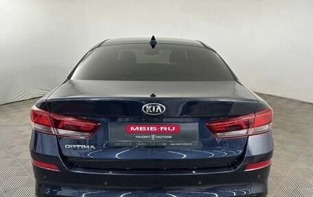 KIA Optima IV, 2019 год, 1 810 000 рублей, 3 фотография