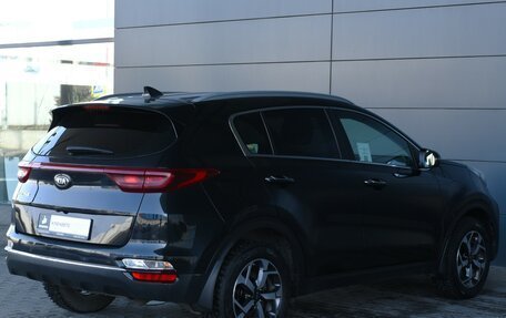 KIA Sportage IV рестайлинг, 2021 год, 2 417 000 рублей, 6 фотография