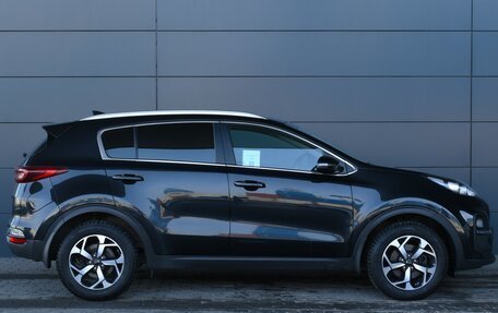 KIA Sportage IV рестайлинг, 2021 год, 2 417 000 рублей, 7 фотография