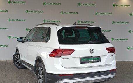 Volkswagen Tiguan II, 2018 год, 2 800 000 рублей, 3 фотография