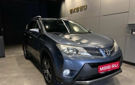 Toyota RAV4, 2014 год, 2 000 000 рублей, 4 фотография