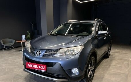 Toyota RAV4, 2014 год, 2 000 000 рублей, 2 фотография