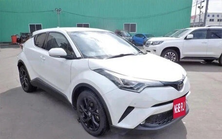 Toyota C-HR I рестайлинг, 2021 год, 1 989 000 рублей, 2 фотография