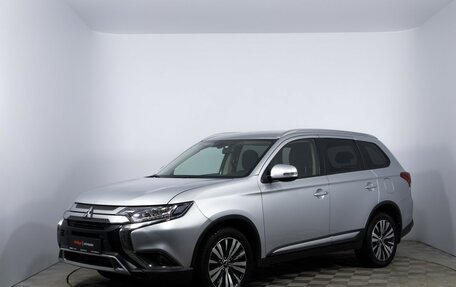 Mitsubishi Outlander III рестайлинг 3, 2018 год, 2 210 000 рублей, 1 фотография