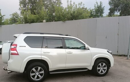 Toyota Land Cruiser Prado 150 рестайлинг 2, 2015 год, 5 250 000 рублей, 7 фотография