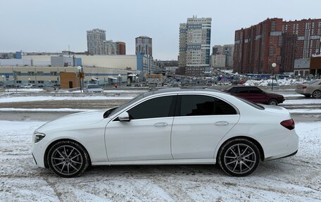 Mercedes-Benz E-Класс, 2021 год, 5 350 000 рублей, 8 фотография