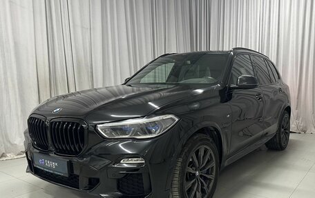 BMW X5, 2019 год, 5 800 000 рублей, 2 фотография