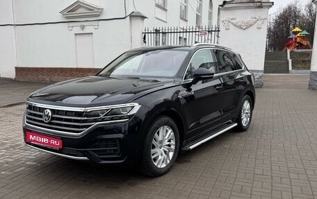 Volkswagen Touareg III, 2019 год, 5 590 000 рублей, 7 фотография