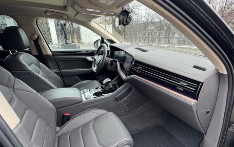 Volkswagen Touareg III, 2019 год, 5 590 000 рублей, 9 фотография