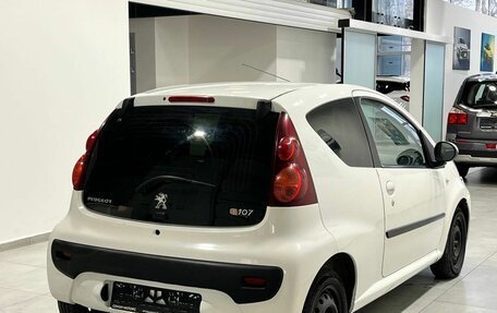 Peugeot 107 I рестайлинг, 2012 год, 299 900 рублей, 6 фотография