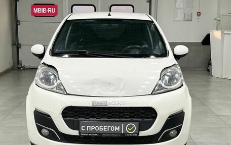 Peugeot 107 I рестайлинг, 2012 год, 299 900 рублей, 2 фотография