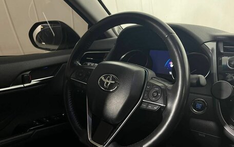 Toyota Camry, 2018 год, 2 975 000 рублей, 9 фотография