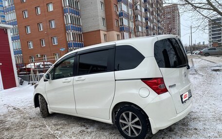 Honda Freed I, 2010 год, 1 100 000 рублей, 3 фотография