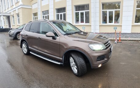 Volkswagen Touareg III, 2012 год, 1 799 000 рублей, 3 фотография