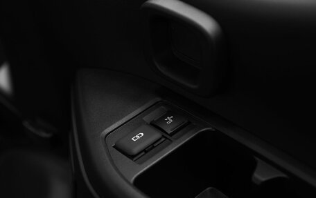 Toyota Land Cruiser, 2024 год, 12 990 000 рублей, 22 фотография