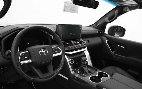 Toyota Land Cruiser, 2024 год, 12 990 000 рублей, 11 фотография