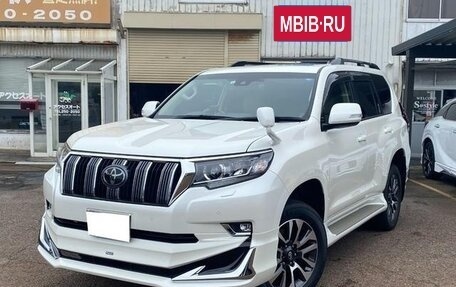 Toyota Land Cruiser Prado 150 рестайлинг 2, 2022 год, 3 450 000 рублей, 13 фотография