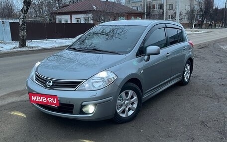 Nissan Tiida, 2011 год, 855 000 рублей, 2 фотография