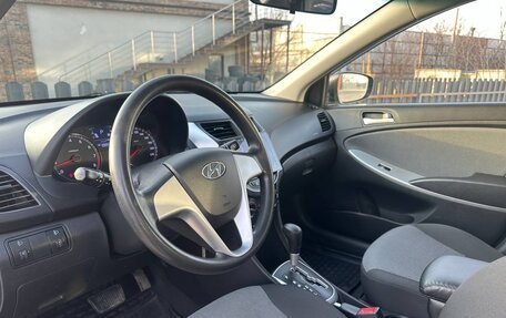 Hyundai Solaris II рестайлинг, 2011 год, 849 900 рублей, 11 фотография