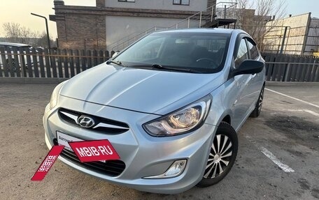 Hyundai Solaris II рестайлинг, 2011 год, 849 900 рублей, 3 фотография