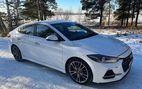 Hyundai Avante, 2017 год, 1 600 000 рублей, 6 фотография