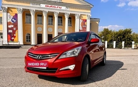 Hyundai Solaris II рестайлинг, 2015 год, 1 100 000 рублей, 3 фотография