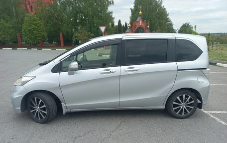 Honda Freed I, 2014 год, 1 450 000 рублей, 4 фотография