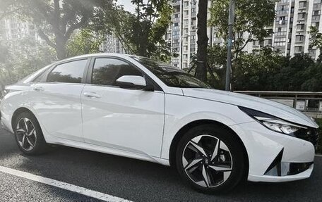 Hyundai Elantra, 2021 год, 1 450 000 рублей, 5 фотография