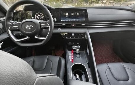 Hyundai Elantra, 2021 год, 1 450 000 рублей, 7 фотография